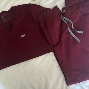 Figs Maroon Jogger Scrub Set